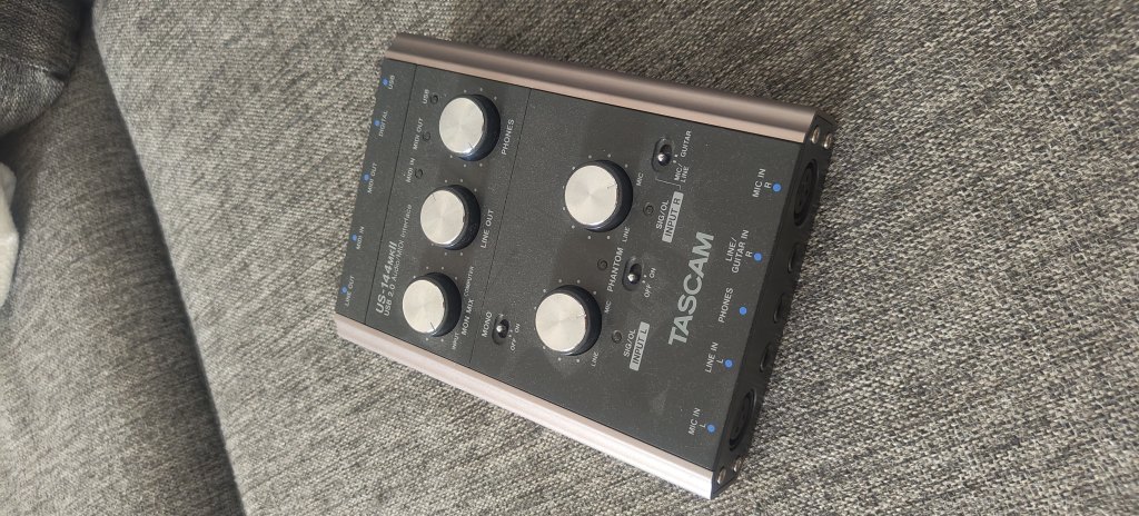 Tascam US-144 MKII USB